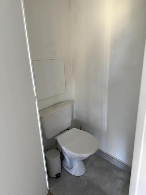 Appartement Neuf Avec Balcon Et Parking Prive Caen Zewnętrze zdjęcie