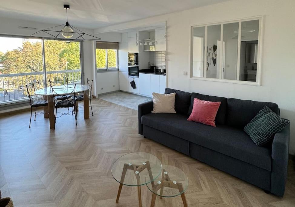 Appartement Neuf Avec Balcon Et Parking Prive Caen Zewnętrze zdjęcie